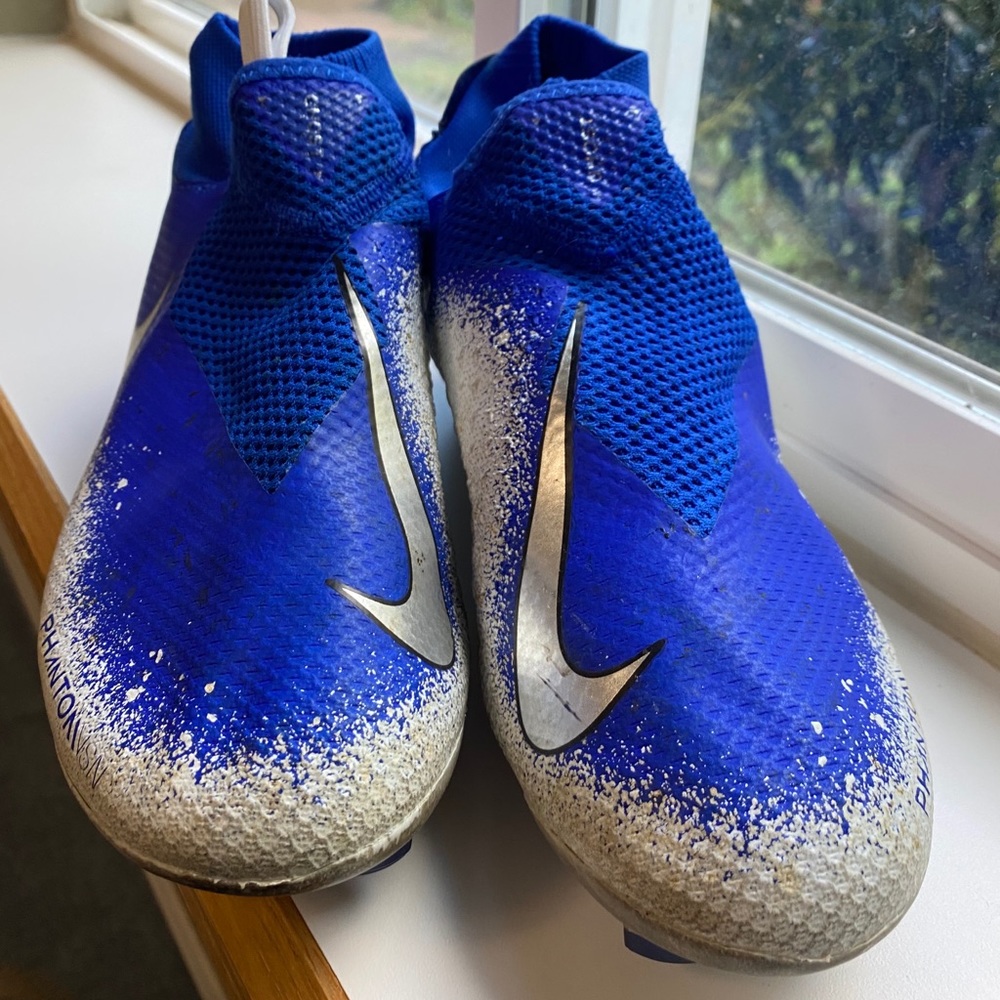 Nike phantom ghost face cleats